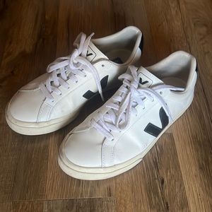 VEJA Esplar Sneaker
